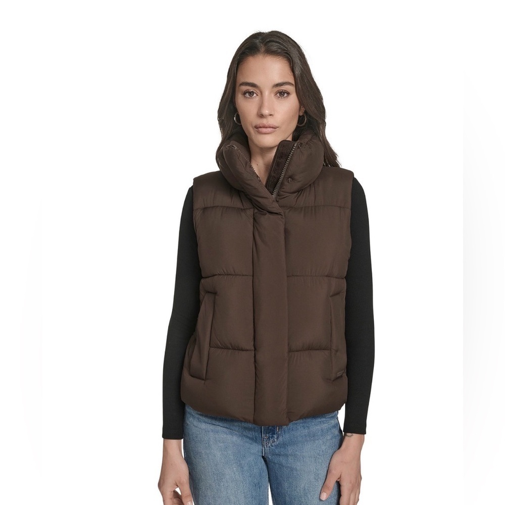 NWT Women's Stand Collar Puffer Vest In Brown, Size Large
